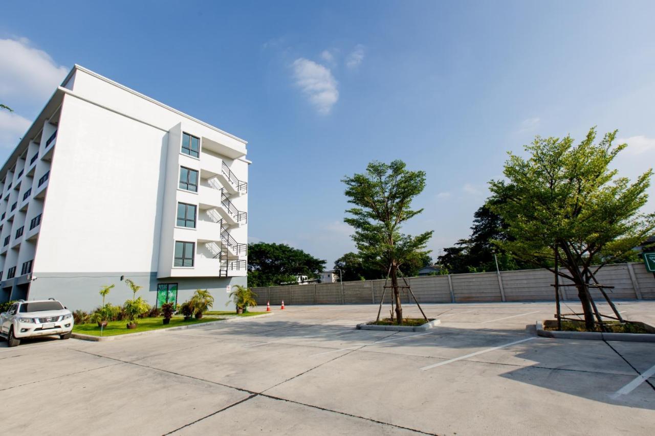 Le Lert Hotel Ratchaburi Exterior foto